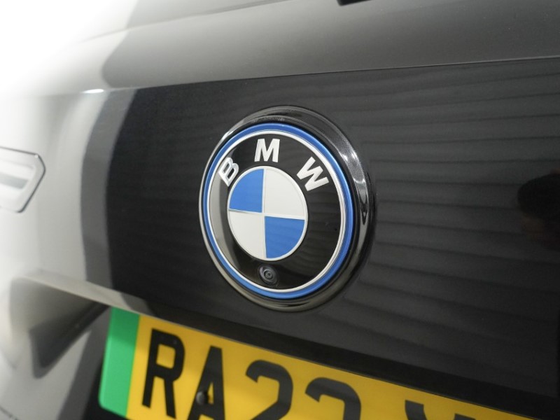 2022 (22) BMW iX 240kW xDrive40 M Sport 76.6kWh 5dr Auto [22kWCh] 5301883