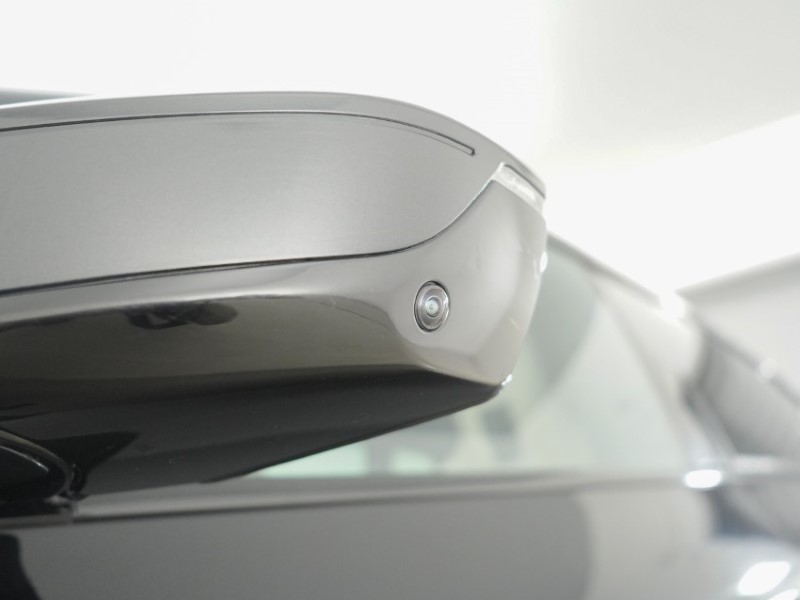 2022 (22) BMW iX 240kW xDrive40 M Sport 76.6kWh 5dr Auto [22kWCh] 5301897