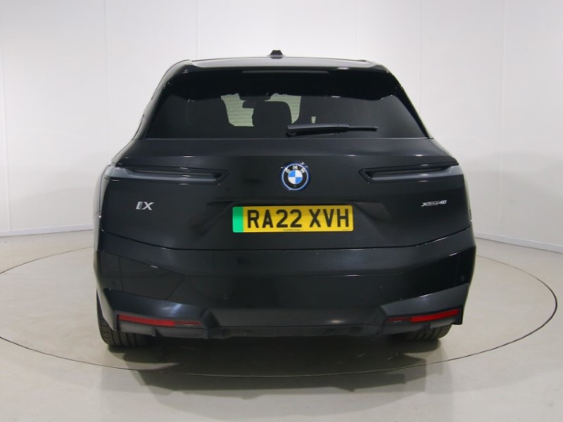 2022 (22) BMW iX 240kW xDrive40 M Sport 76.6kWh 5dr Auto [22kWCh] 5301938