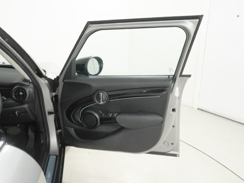 2023 (73) MINI HATCHBACK 1.5 Cooper Classic 5dr 5307680