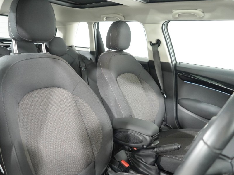 2023 (73) MINI HATCHBACK 1.5 Cooper Classic 5dr 5307684