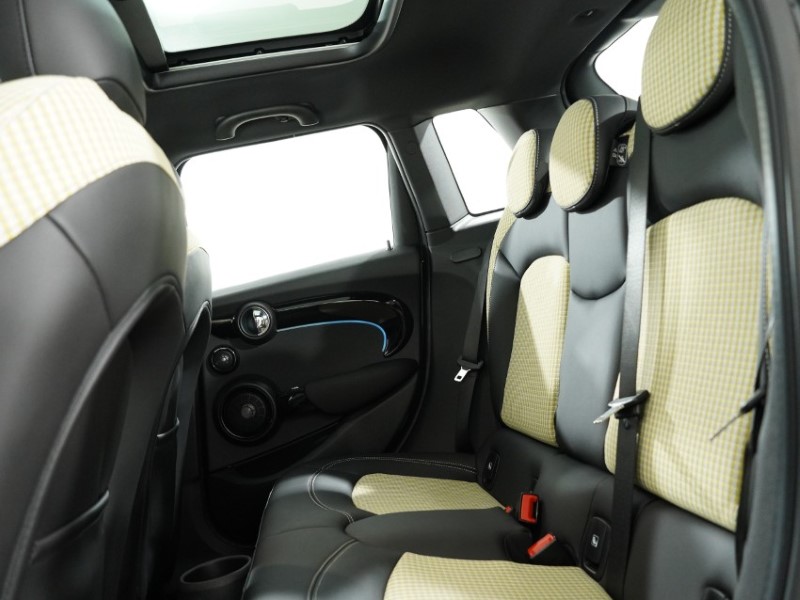 2023 (73) MINI HATCHBACK 2.0 Cooper S Resolute 5dr Auto 5307477