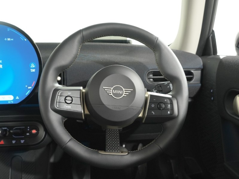 2025 (25) MINI COOPER 1.5 C Classic 3dr Auto 5320725