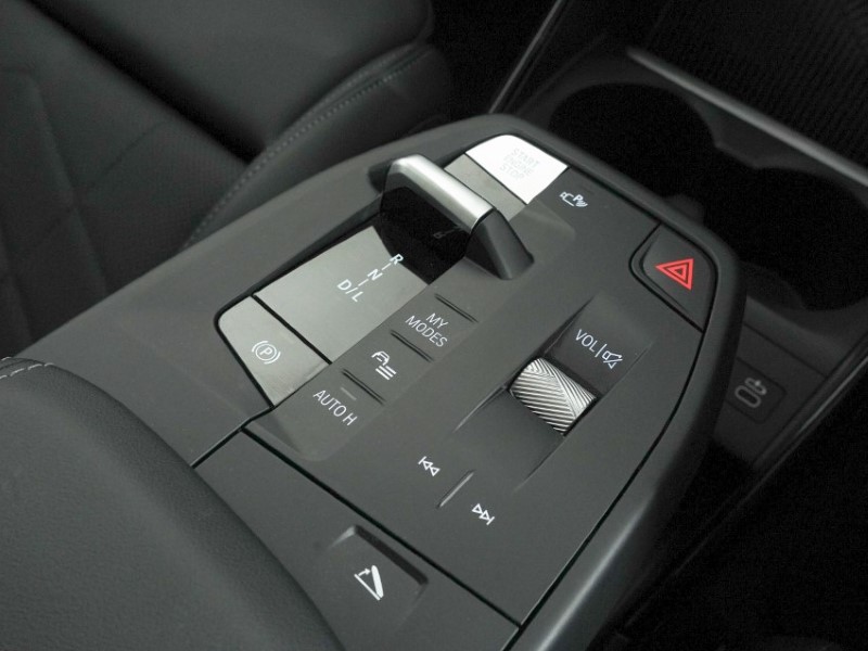 2025 (75) BMW 2 SERIES 220i MHT Sport 5dr DCT 5306688