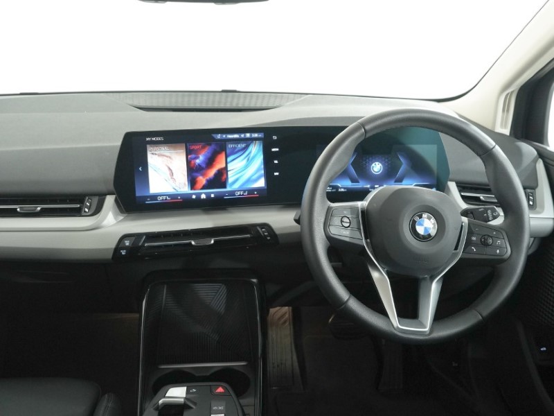 2025 (75) BMW 2 SERIES 220i MHT Sport 5dr DCT 5306665