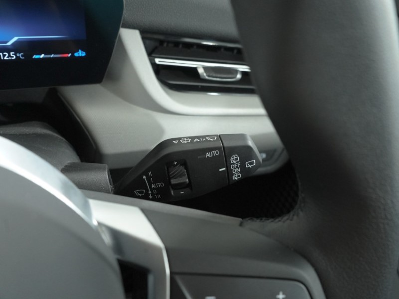 2025 (75) BMW 2 SERIES 220i MHT Sport 5dr DCT 5306693