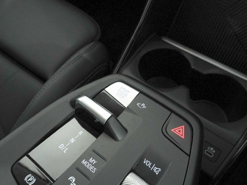 2025 (75) BMW 2 SERIES 220i MHT Sport 5dr DCT 5306687