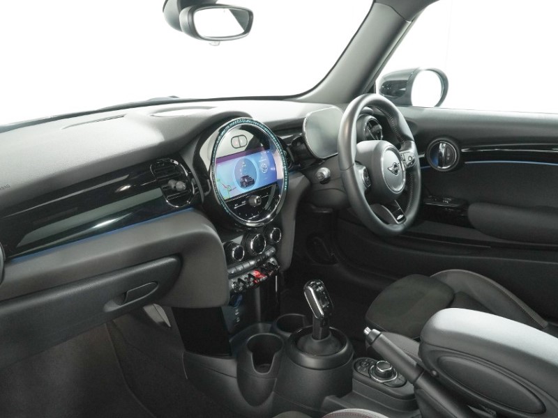 2023 (73) MINI HATCHBACK 1.5 Cooper Sport 3dr Auto 5314960