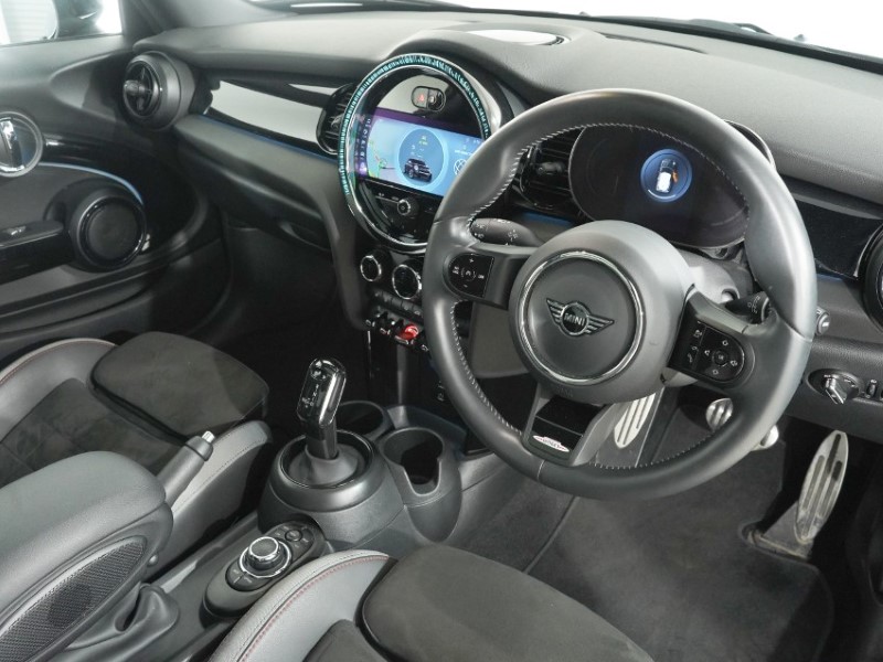 2023 (73) MINI HATCHBACK 1.5 Cooper Sport 3dr Auto 5314979