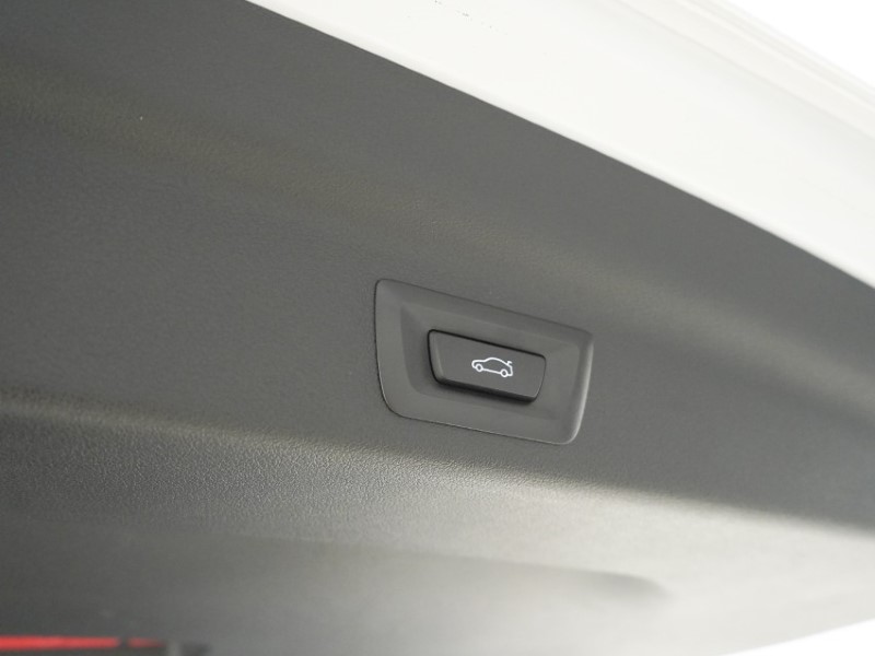 2023 (23) BMW X1 sDrive 20i MHT xLine 5dr Step Auto 5338715