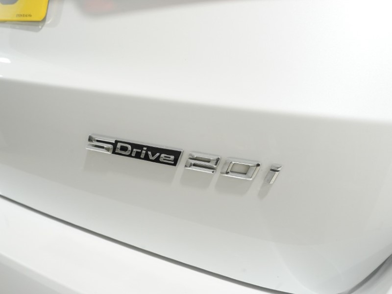 2023 (23) BMW X1 sDrive 20i MHT xLine 5dr Step Auto 5338711