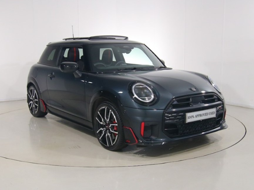 2026 (26) MINI COOPER 2.0 John Cooper Works 3dr Auto