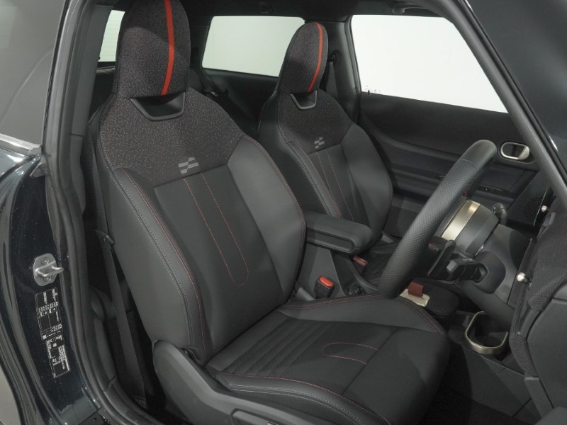 2026 (26) MINI COOPER 2.0 John Cooper Works 3dr Auto 5783778