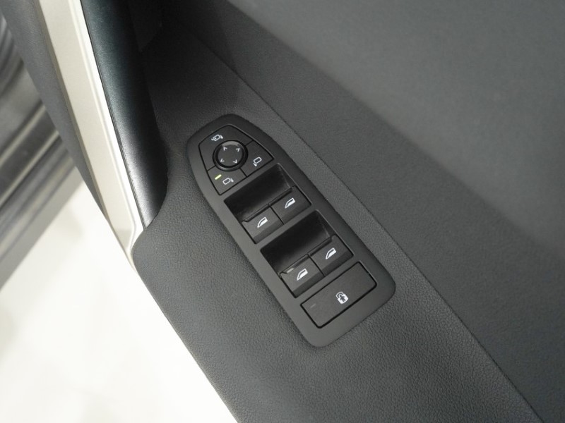 2023 (23) BMW iX 240kW xDrive40 Sport 76.6kWh 5dr Auto 5311584