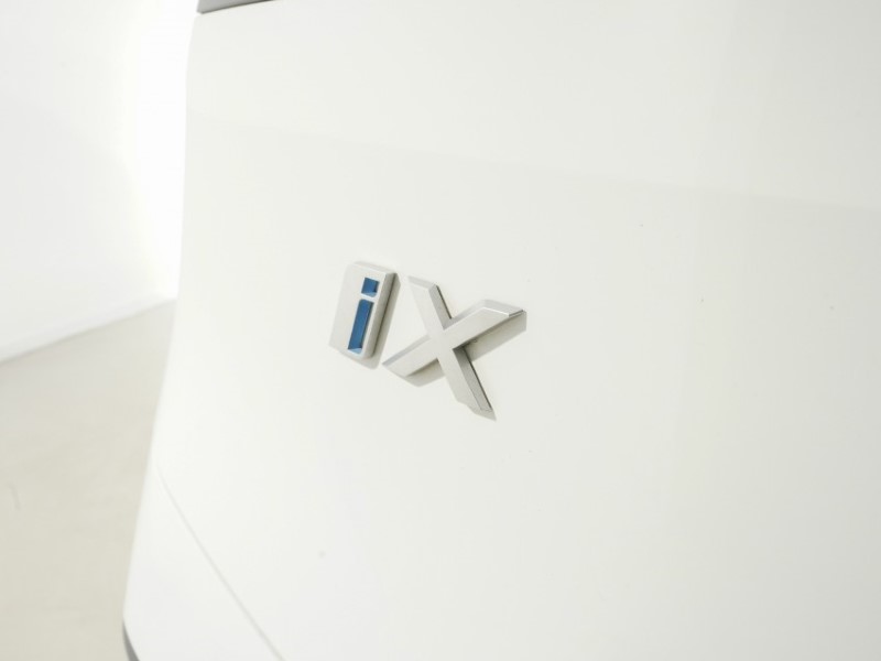 2023 (23) BMW iX 240kW xDrive40 Sport 76.6kWh 5dr Auto 5311561