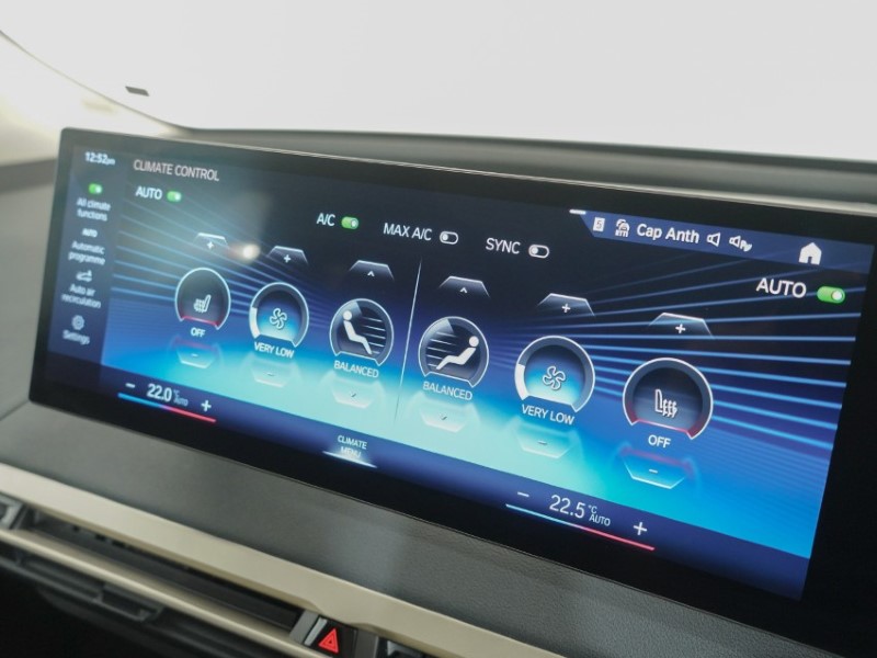 2023 (23) BMW iX 240kW xDrive40 Sport 76.6kWh 5dr Auto 5311609