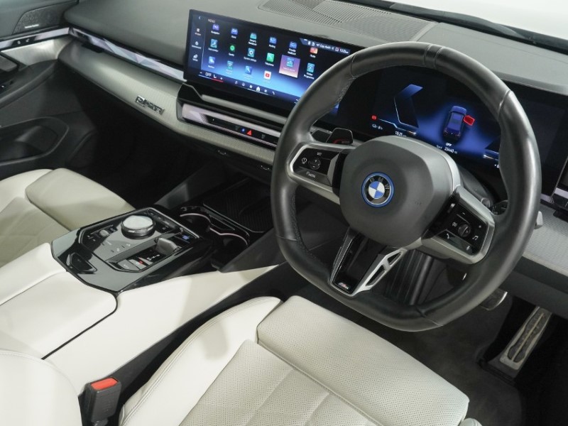 2024 (24) BMW I5 250kW eDrive40 M Sport 84kWh 4dr Auto 5309810