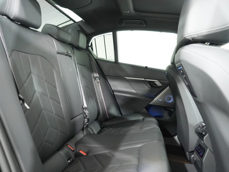 2025 (25) BMW I5 442kW M60 xDrive 84kWh 4dr Auto 5309583