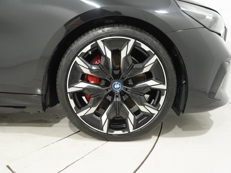 2025 (25) BMW I5 442kW M60 xDrive 84kWh 4dr Auto 5309553