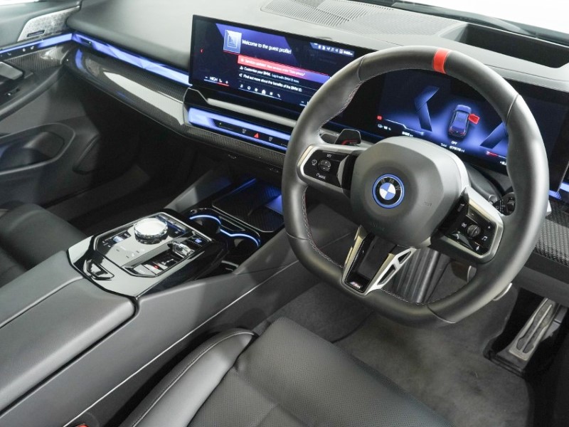 2025 (25) BMW I5 442kW M60 xDrive 84kWh 4dr Auto 5309559