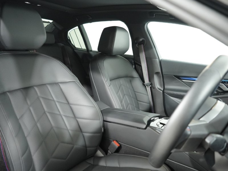 2025 (25) BMW I5 442kW M60 xDrive 84kWh 4dr Auto 5309561