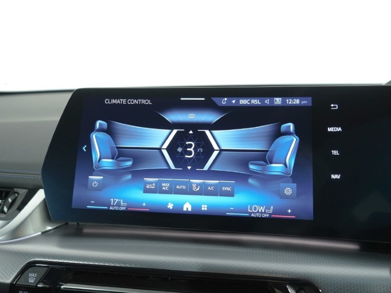 2024 (24) BMW iX1 150kW eDrive20 M Sport 65kWh 5dr Auto 5338330