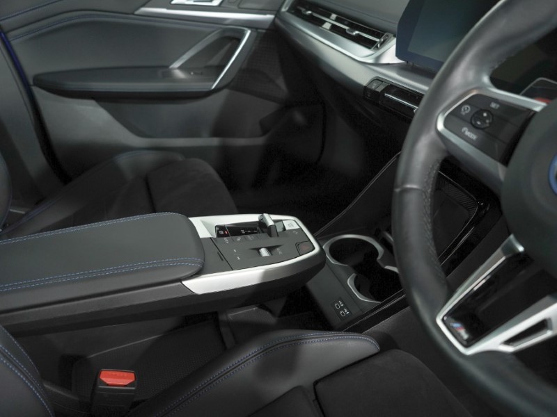 2024 (24) BMW iX1 150kW eDrive20 M Sport 65kWh 5dr Auto 5338308