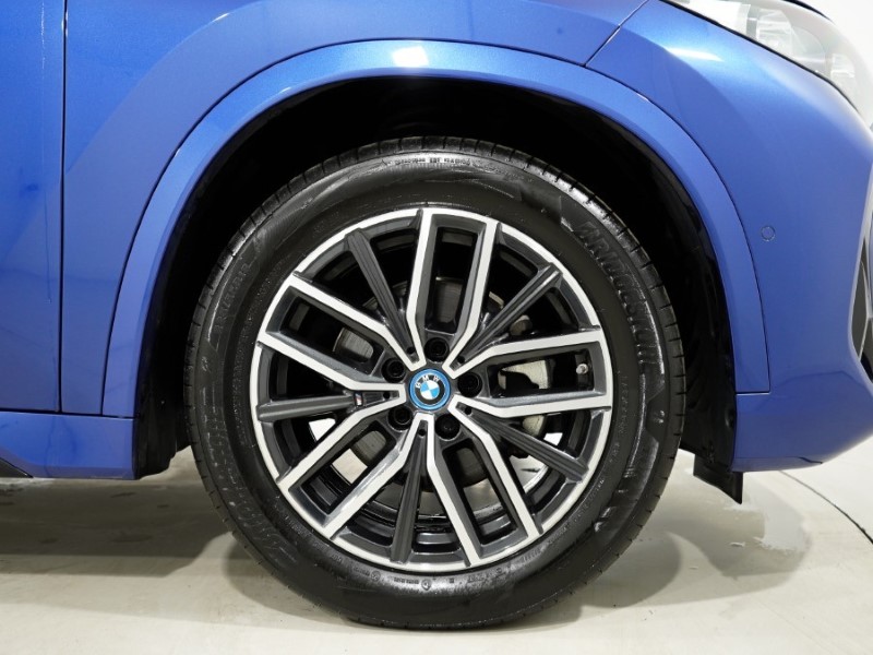 2024 (24) BMW iX1 150kW eDrive20 M Sport 65kWh 5dr Auto 5338311