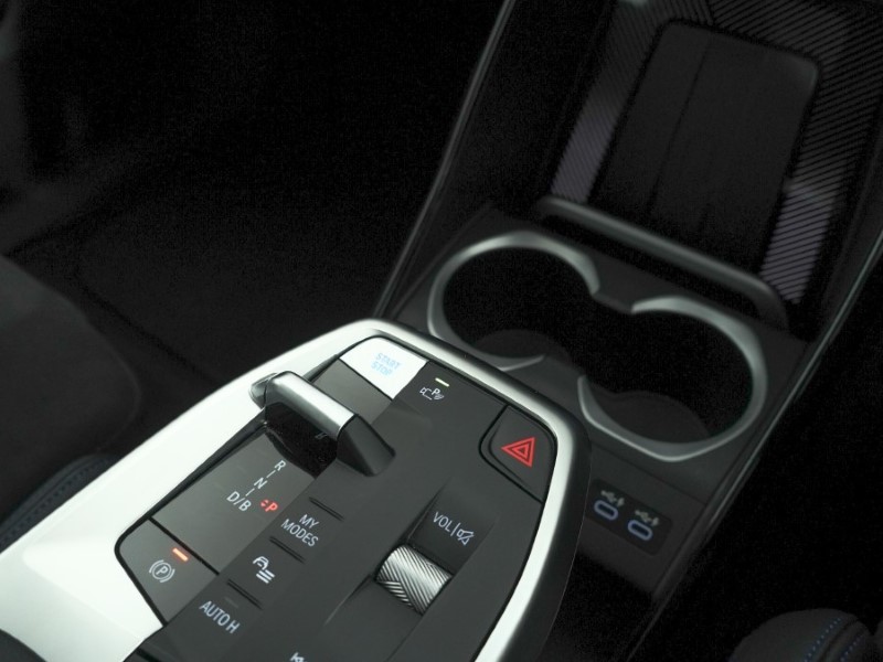 2024 (24) BMW iX1 150kW eDrive20 M Sport 65kWh 5dr Auto 5338337