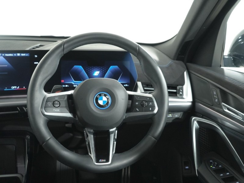 2024 (74) BMW iX2 150kW eDrive20 M Sport 65kWh 5dr Auto 5316569