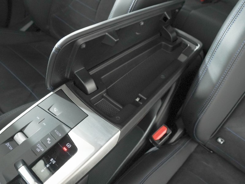 2024 (74) BMW iX2 150kW eDrive20 M Sport 65kWh 5dr Auto 5316571