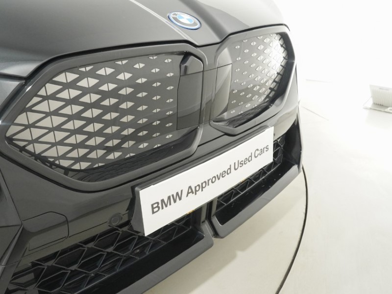 2024 (74) BMW iX2 150kW eDrive20 M Sport 65kWh 5dr Auto 5316573