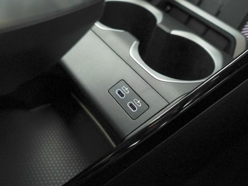 2024 (74) BMW iX2 150kW eDrive20 M Sport 65kWh 5dr Auto 5316593