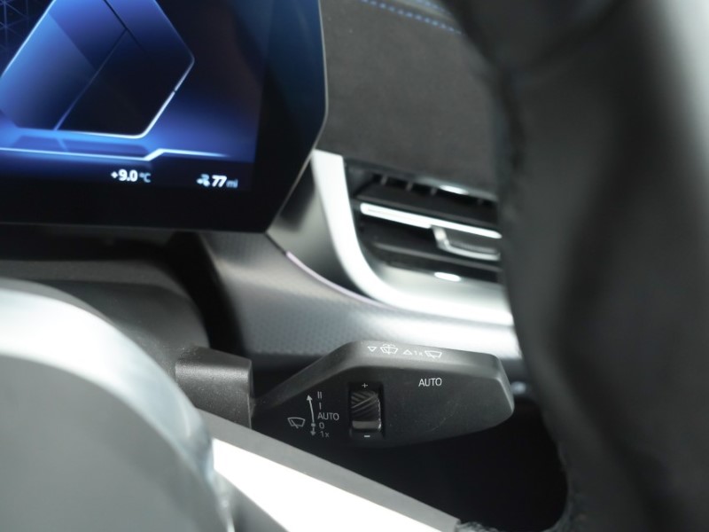 2024 (74) BMW iX2 150kW eDrive20 M Sport 65kWh 5dr Auto 5316590