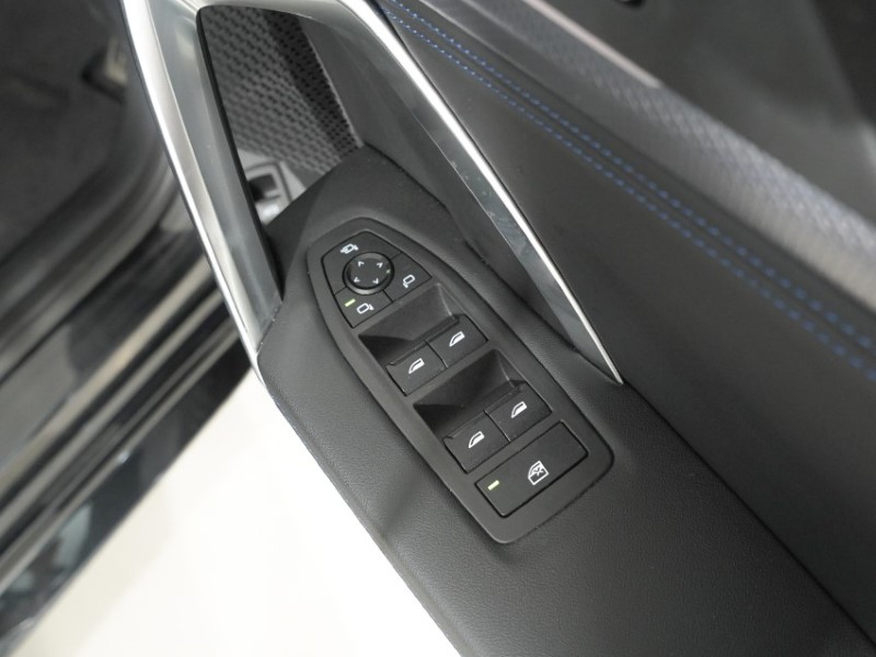 2024 (74) BMW iX2 150kW eDrive20 M Sport 65kWh 5dr Auto 5316580