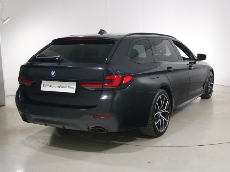 2023 (23) BMW 5 SERIES 530e M Sport 5dr Auto 5313140