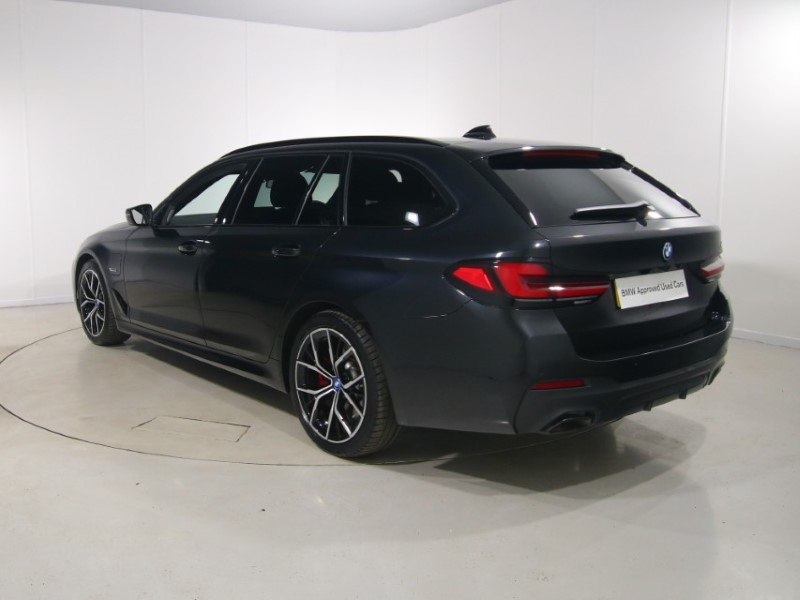 2023 (23) BMW 5 SERIES 530e M Sport 5dr Auto 5313138