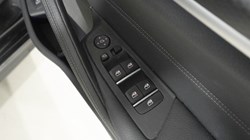 2023 (23) BMW 5 SERIES 530e M Sport 5dr Auto 5313105