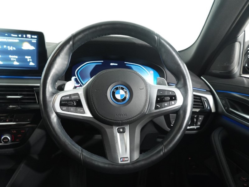 2023 (23) BMW 5 SERIES 530e M Sport 5dr Auto 5313100