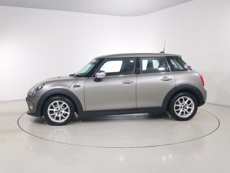 2018 (18) MINI HATCHBACK 1.5 Cooper II 5dr Auto 5360272