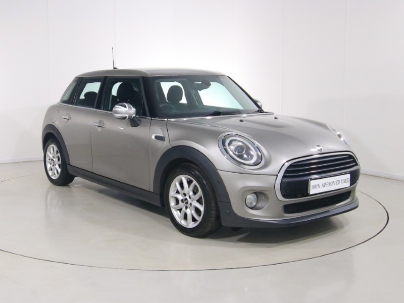 2018 (18) MINI HATCHBACK 1.5 Cooper II 5dr Auto