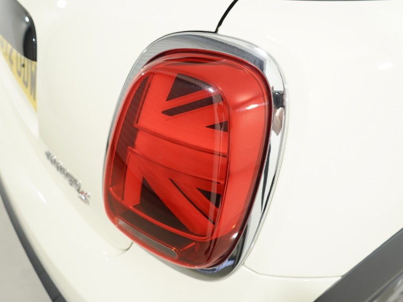 2022 (72) MINI HATCHBACK 2.0 Cooper S Classic 3dr Auto 5341923