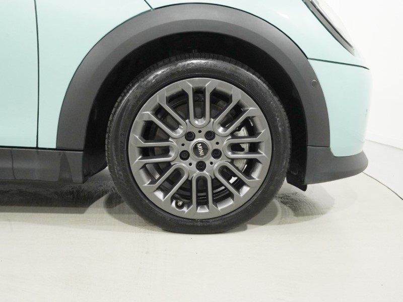 2024 (24) MINI COOPER 2.0 S Classic 3dr Auto 5322354