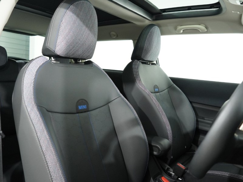 2024 (24) MINI COOPER 2.0 S Classic 3dr Auto 5322362