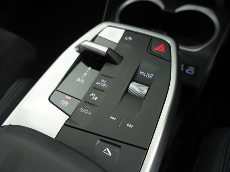 2025 (75) BMW X1 xDrive 23i MHT M Sport 5dr Step Auto 5318812