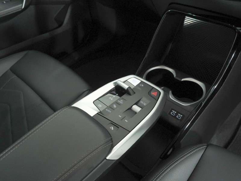 2024 (24) BMW iX1 230kW xDrive30 xLine 65kWh 5dr Auto 5332851