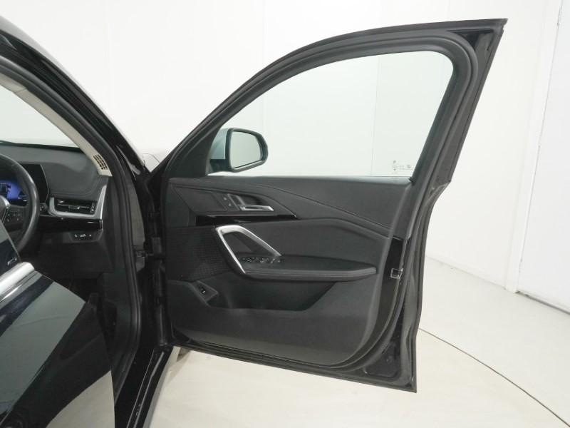 2024 (24) BMW iX1 230kW xDrive30 xLine 65kWh 5dr Auto 5332848