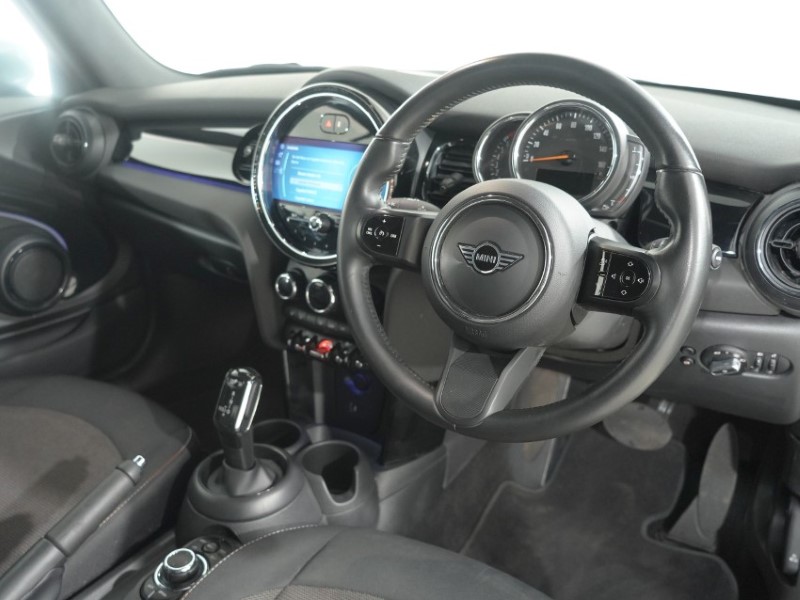 2022 (72) MINI CONVERTIBLE 1.5 Cooper Classic 2dr Auto 5325627