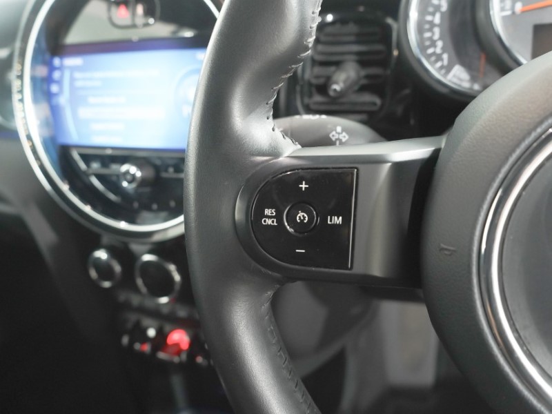 2022 (72) MINI CONVERTIBLE 1.5 Cooper Classic 2dr Auto 5325637