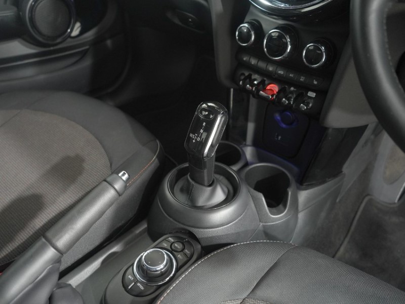 2022 (72) MINI CONVERTIBLE 1.5 Cooper Classic 2dr Auto 5325628